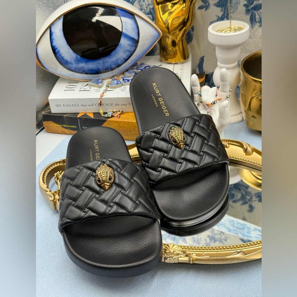 🆕 KURT GEIGER LONDON 🧿 NWOB Meena Eagle Slide, Quilted Black - Picture 5 of 11